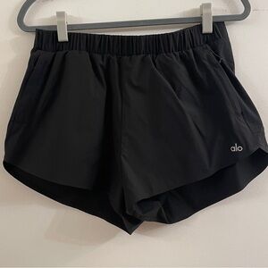 ALO Playmaker Dolphin Short ~Size Medium ~ BLACK ~ Brand New With Tags $68